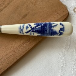 Osteskre Engelsk Motiv i Porceln