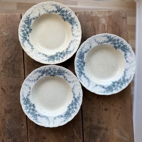 Engelsk Fajance Daisy Dyb Tallerken 3 Stk -  22,5