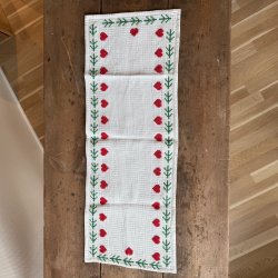 Broderet Jule Falcon Bordlber - 81x29 CM