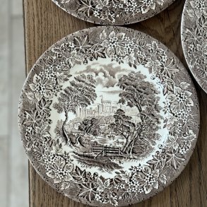 Engelsk Middagstallerken - 24,5 CM