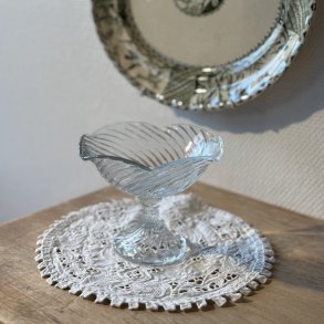 Broderet Flacon - 26 CM