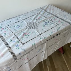 Broderet Dug - 130x170CM